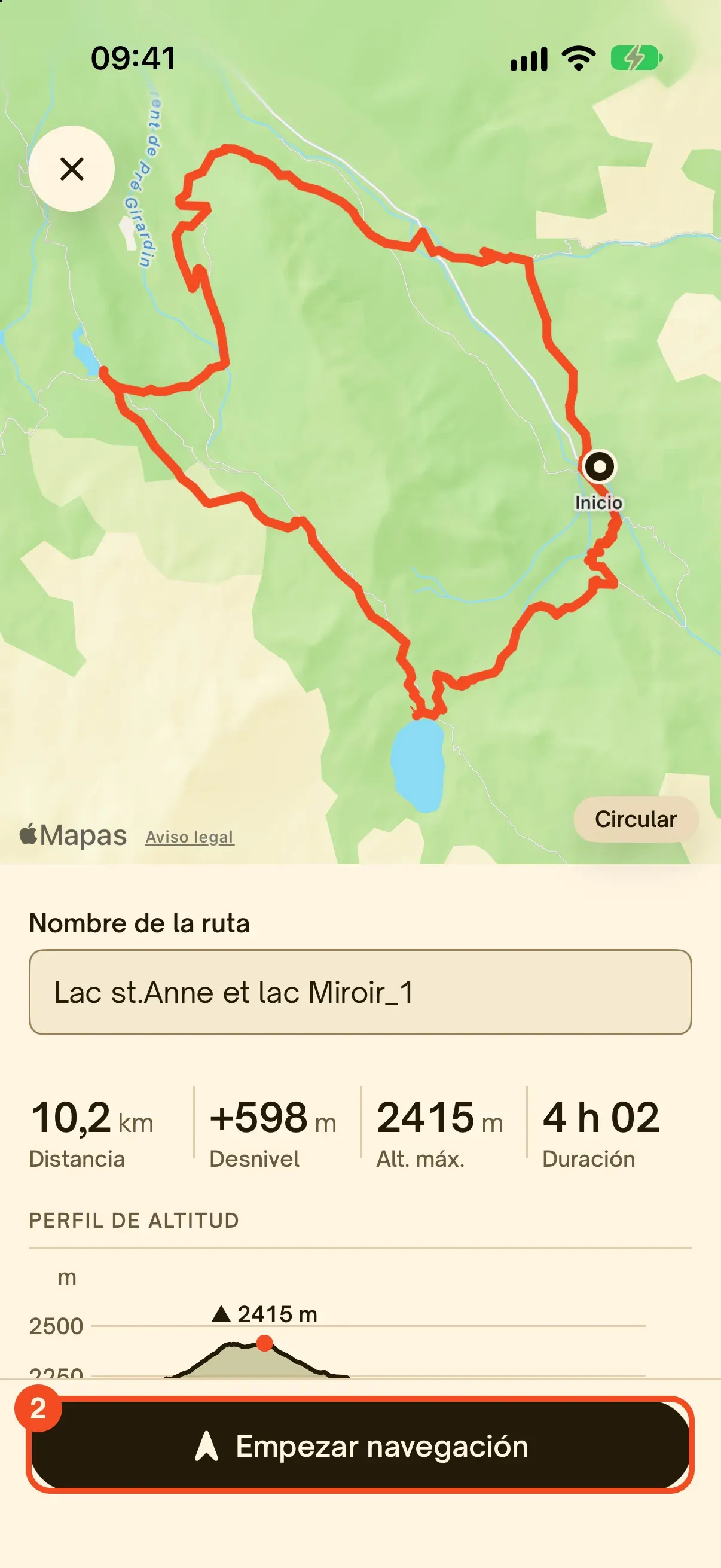 La pantalla de navegación con el nombre de la ruta, sus cifras, el perfil de altitud y el botón Empezar navegación rodeado